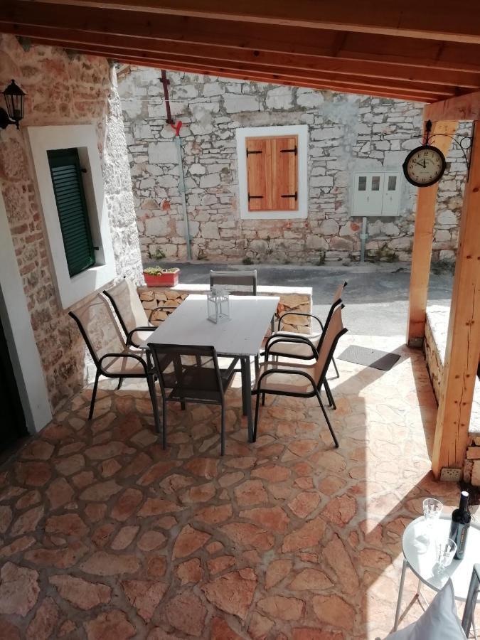 Krka Waterfalls Stonehouse Roko Lozovac Exterior foto
