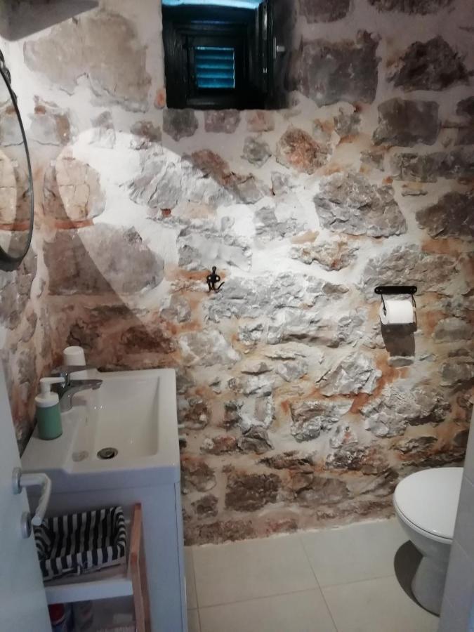 Krka Waterfalls Stonehouse Roko Lozovac Exterior foto